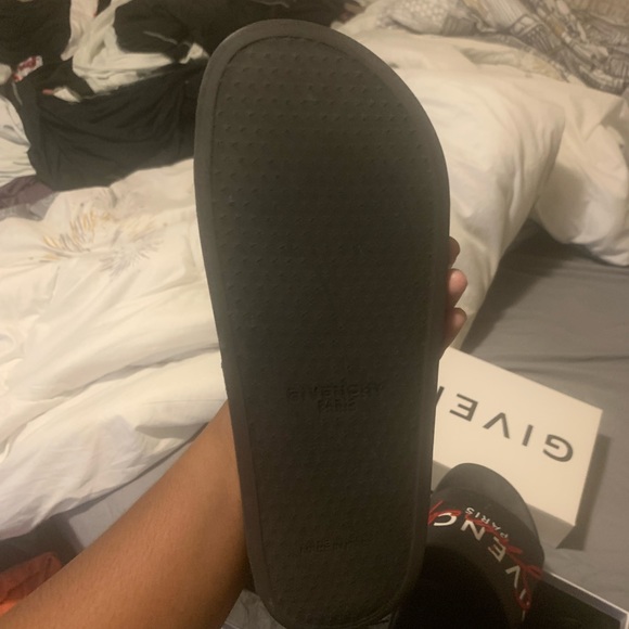 Givenchy pool slides - Picture 3 of 3